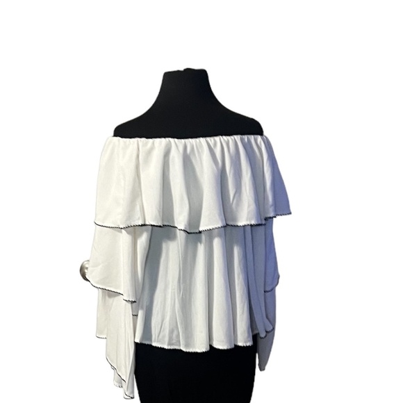 Forever 21 Tiered- Off The Shoulder Blouse, White, Size Small - Picture 3 of 6